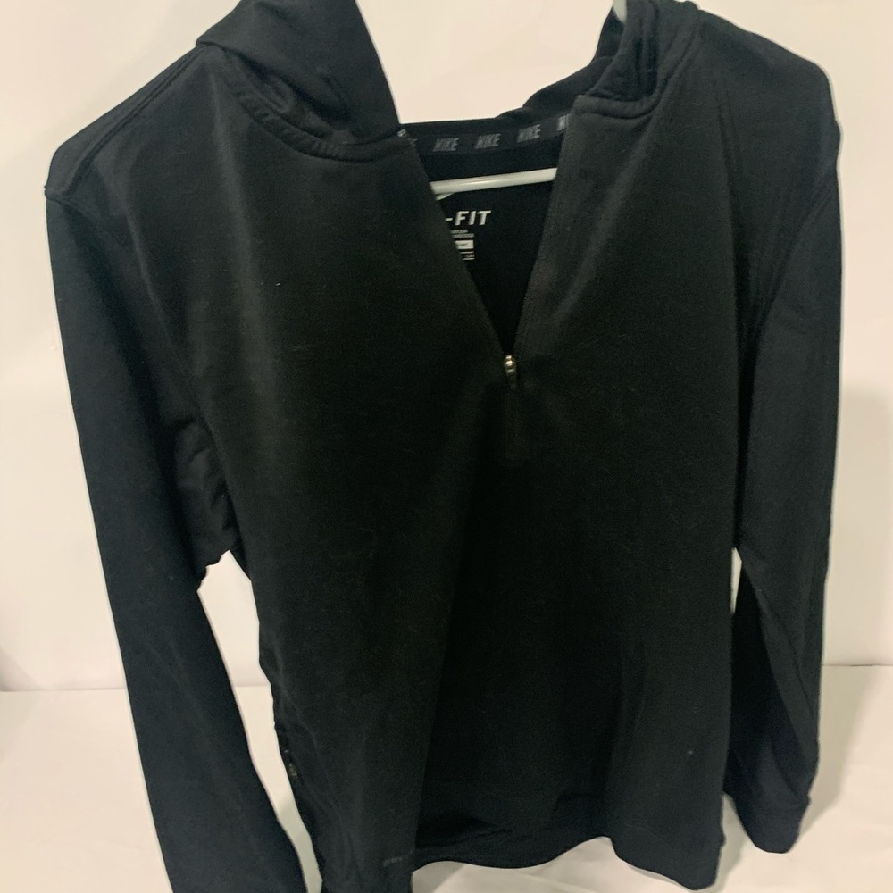 Nike Dri-fit sweatshirt half zip size small